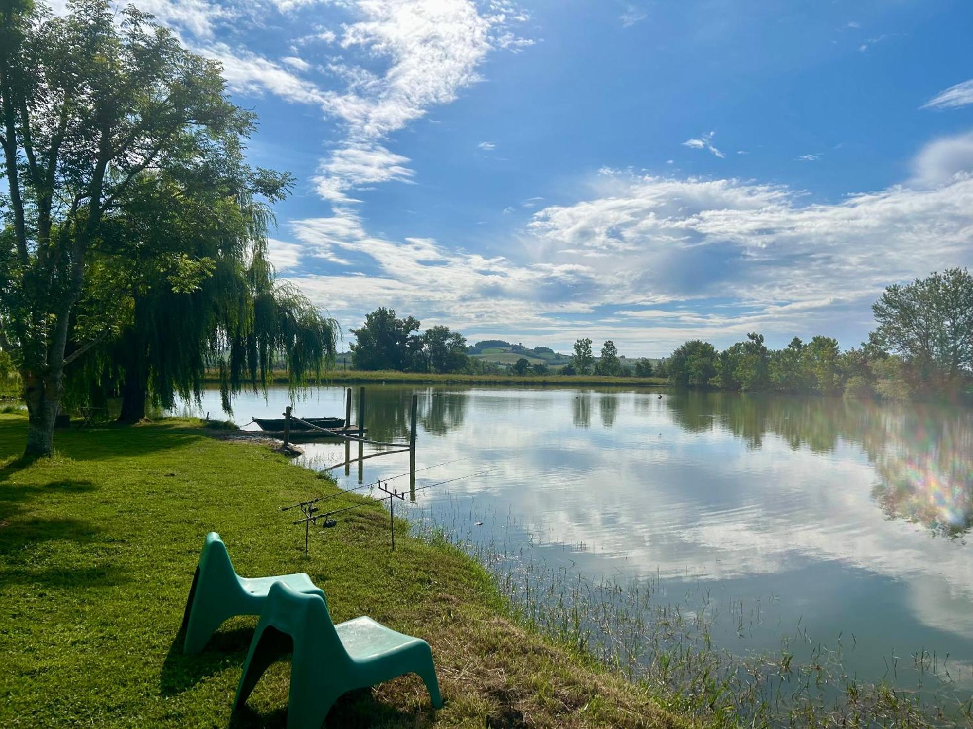 Ferme Renovee 6 Chambres, Vue Sur Lac Et Piscine Castet-Arrouy Exteriér fotografie